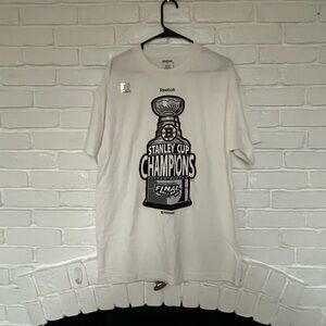 Men’s Boston bruins 2011 Stanley cup champions new shirt